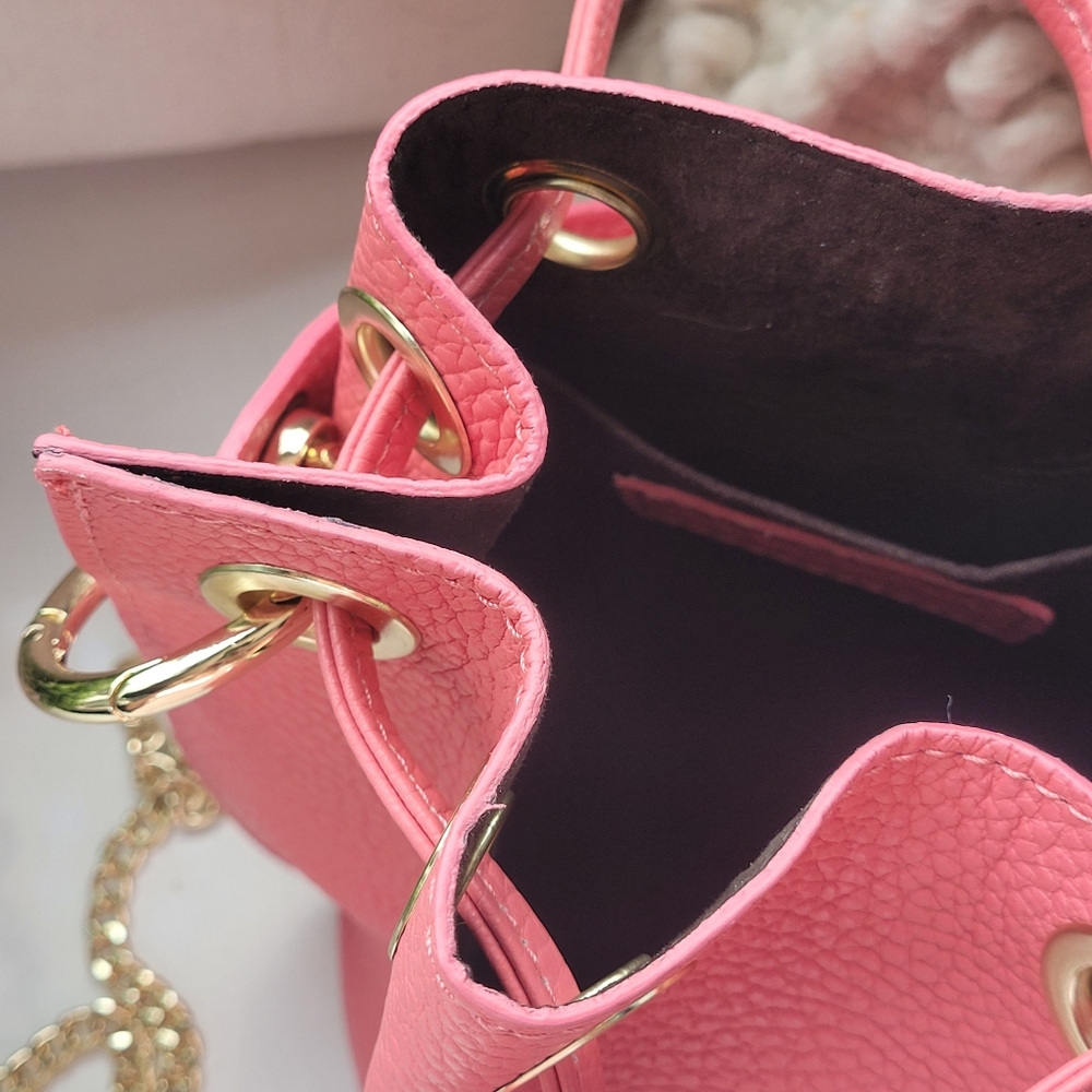 Anna Paola Pink Mini Bucket Bag with Gold Chain - Picture 10 of 12